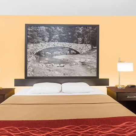 ซูเปอร์ 8 บาย วินด์แฮม อาเมส Hotel เอมส์ ภายนอก รูปภาพ